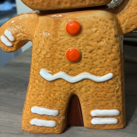 VINTAGE PRE OWNED GINGERBREAD MAN COOKIE JAR 9.5" TALL SHREK GINGERBREAD MAN - Picture 15 of 15